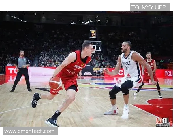 深圳篮球队在世界杯预选赛中的个人能力分析与表现点评